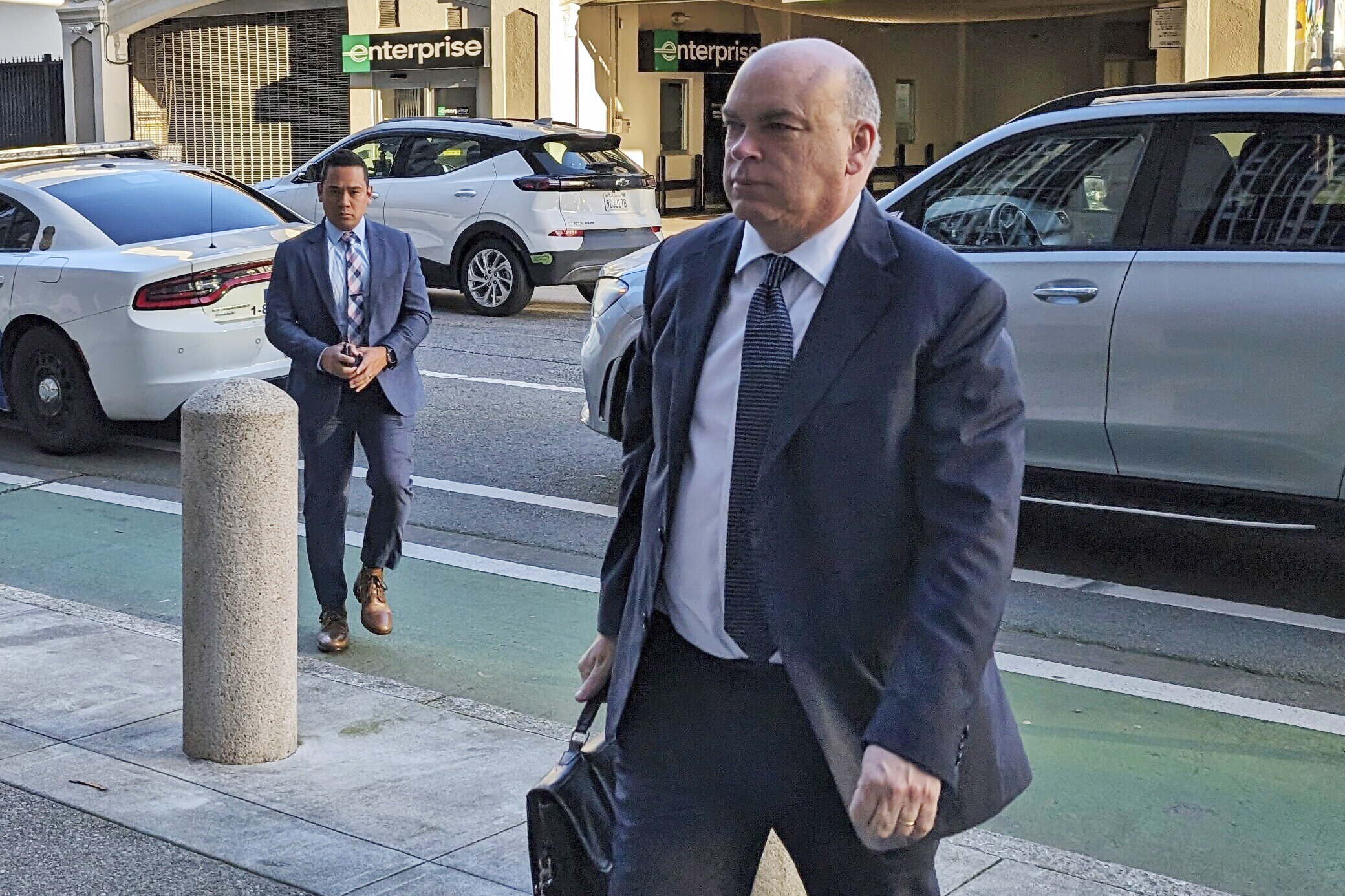 Former British tech star Mike Lynch walks into federal court in San Francisco in March after being accused of ripping off Hewlett Packard in an $11 billion acquisition of software maker Autonomy. 