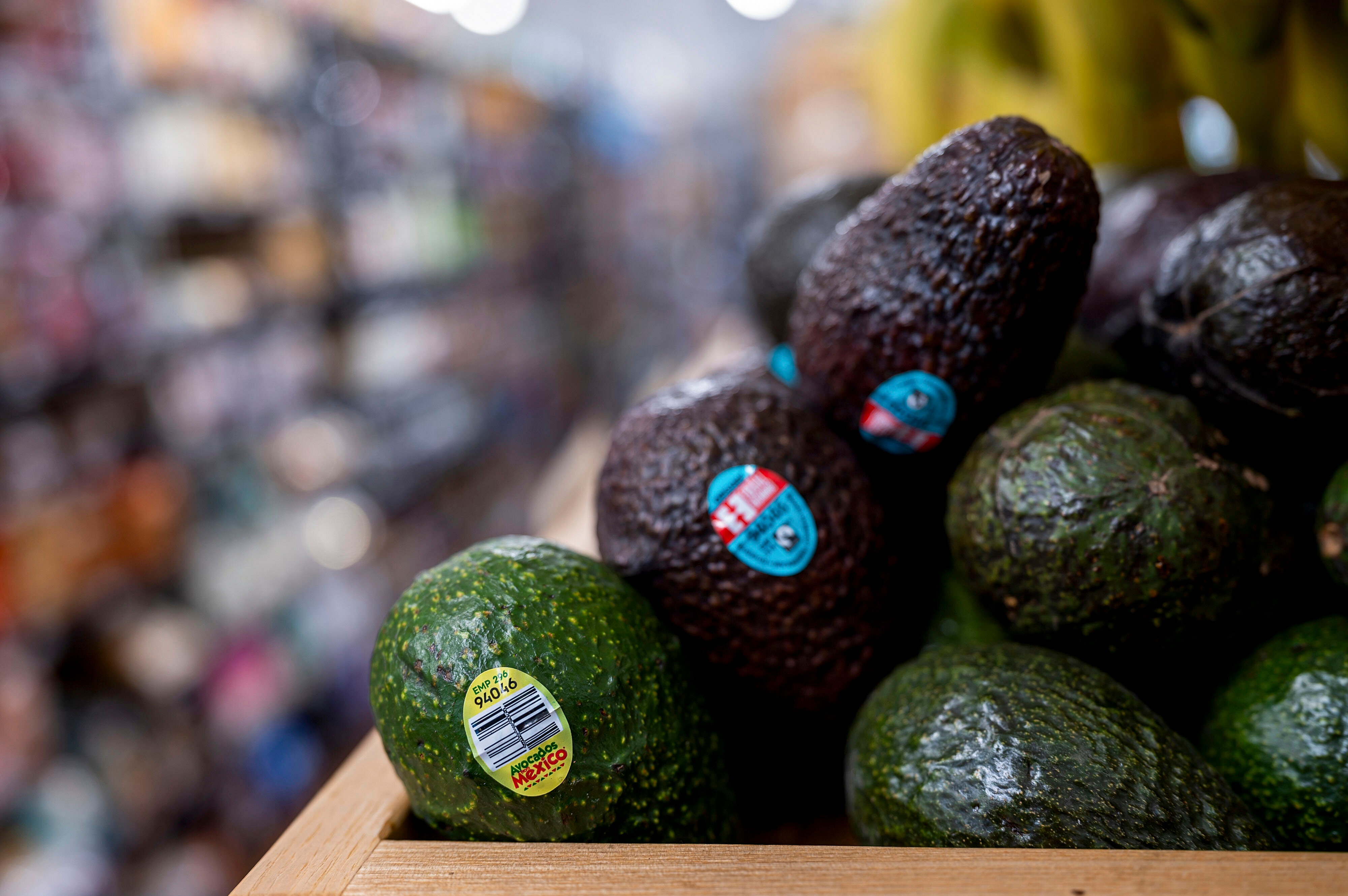 Avocados from Mexico at a grocery store in San Francisco, California, US, on Thursday, Jan. 30, 2025. Prices for avocados, the main ingredient in guacamole, have been on the rise and more pressure is coming on Feb. 1 with President Trump expected to enact 25% tariffs on imports from Mexico, which produces 90% of the avocados Americans consume. Photographer: David Paul Morris/Bloomberg via Getty Images